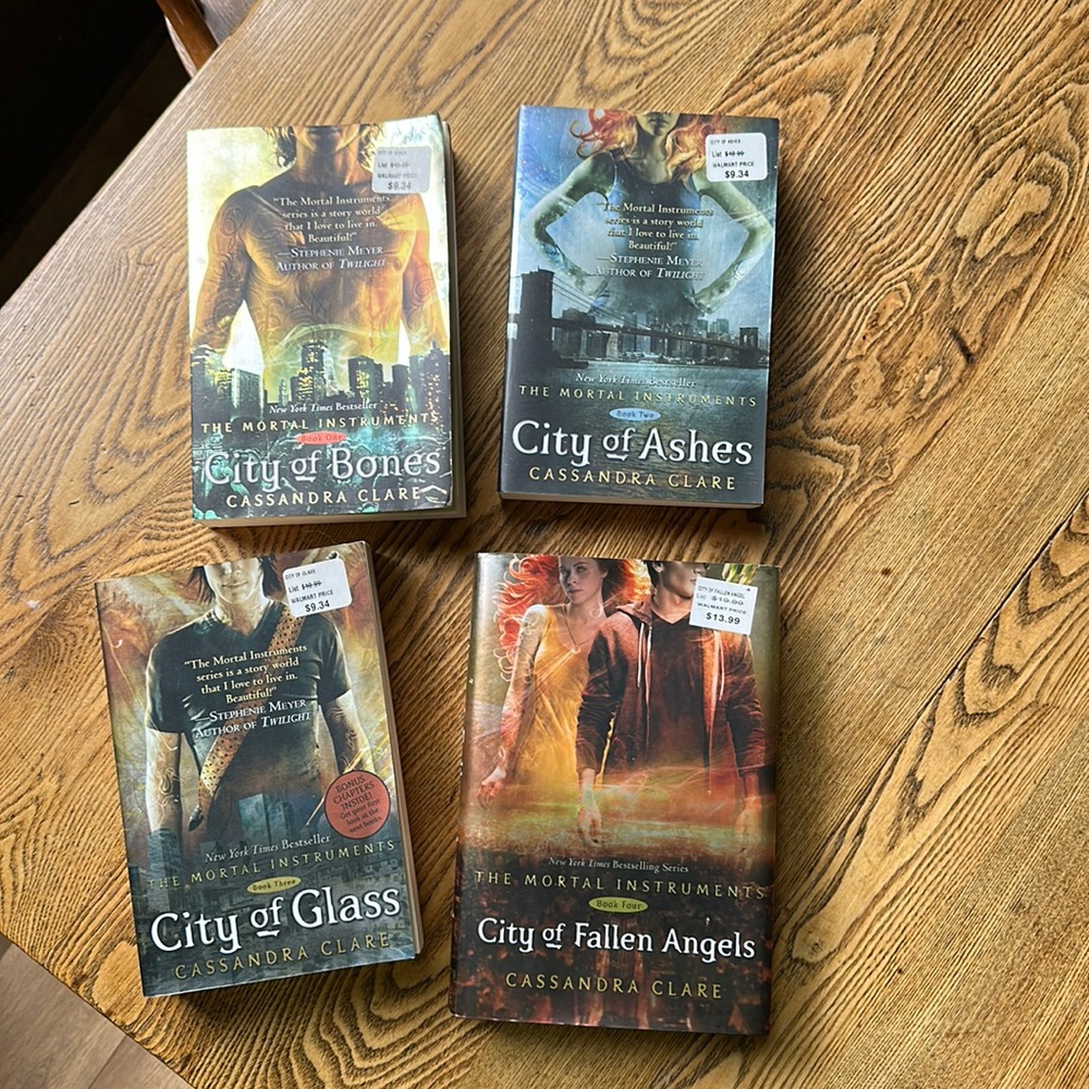 The Mortal Instruments Series Books Cassandra Claire